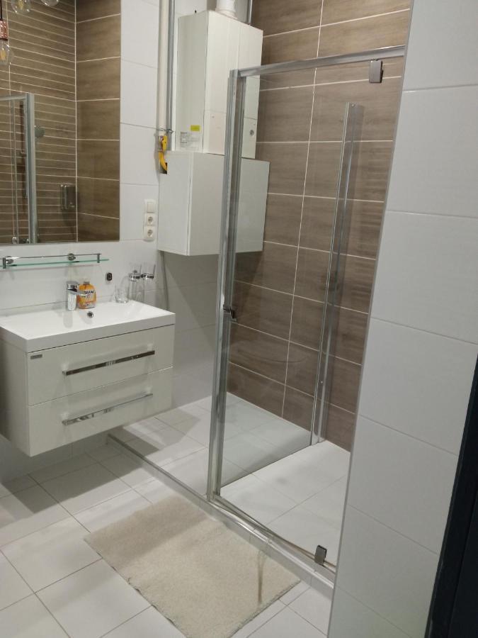 Cherry II Apartman Eger Ngoại thất bức ảnh
